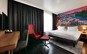 Park Inn By Radisson Luxembourg City Exterior photo